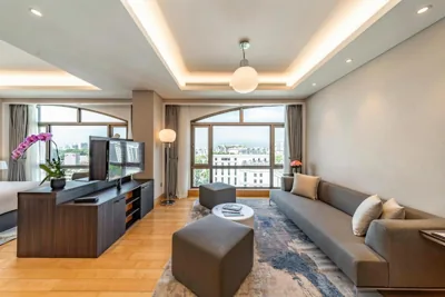 Deluxe Suite — Sherwood Suites